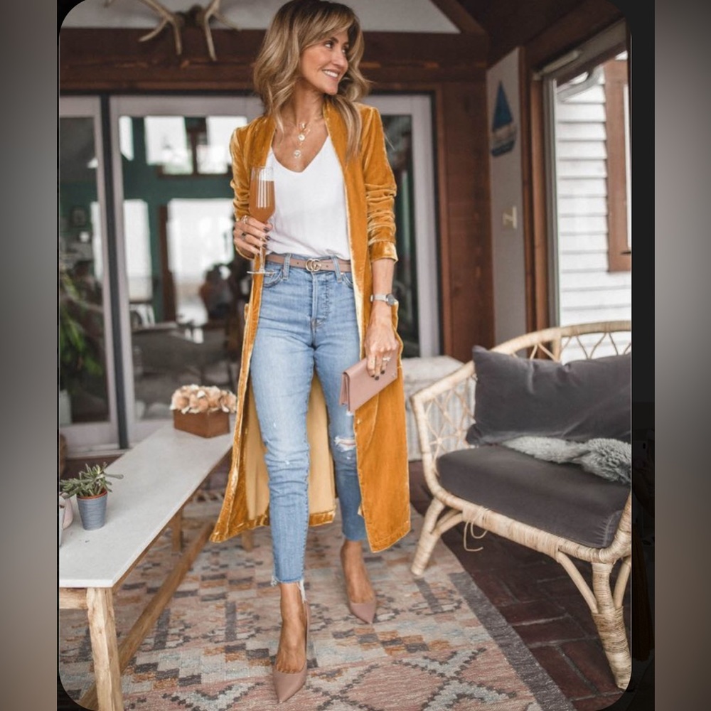 Boutique Mustard Velvet Duster Sz Medium